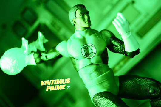 Display by VintimusPrime: Green Lantern John Stewart (JLA) Build-A Figure Plastic Man