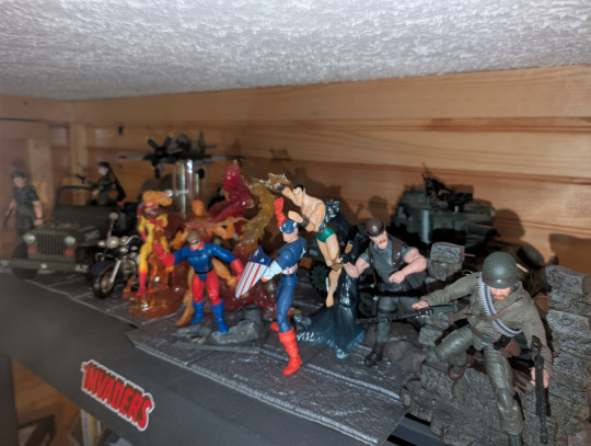 Display by BasharTeg
