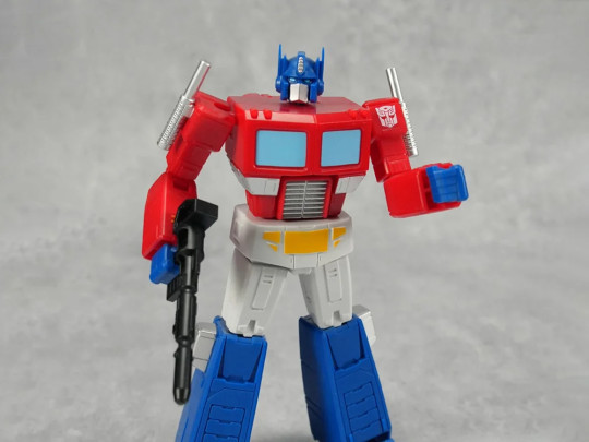 Transformers G1 Optimus Prime Beginner Model Kit