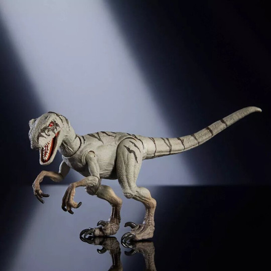 Atrociraptor (Ghost) - The Hammond Collection