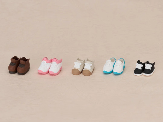 Doll Sneaker Set