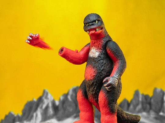Toho Shogun Shogun Godzilla (Vintage Red) SDCC 2024 Exclusive
