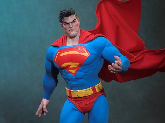 Batman: The Dark Knight Returns Superman 1/6 Scale Collectible Figure
