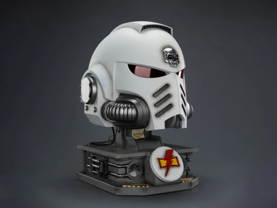 White Scars Mk X 1/1 Scale Helmet Replica with Display Stand