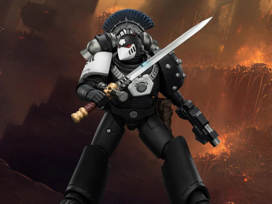 Warhammer: The Horus Heresy Raven Guard MkVI Sergeant with Power Sword, Bolter and Plasma Pistol
