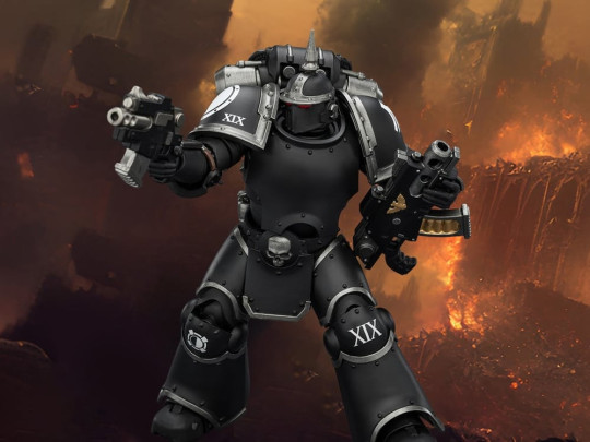 Warhammer: The Horus Heresy Raven Guard MKIII Tactical Legionary with Bolter and Bolt Pistol