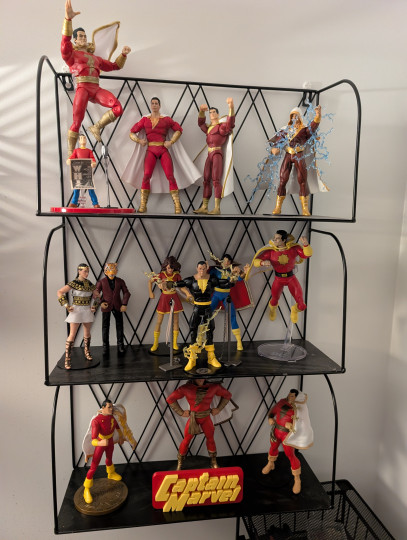 Display by BasharTeg