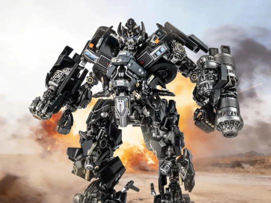 Transformers (2007) AMK Pro Ironhide Model Kit