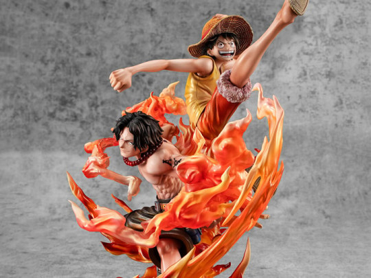 Neo-Maximum Luffy & Ace Sibling Bonds (20th Limited Ver.) Exclusive Figure