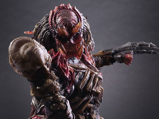 Predator Variant Play Arts Kai Predator