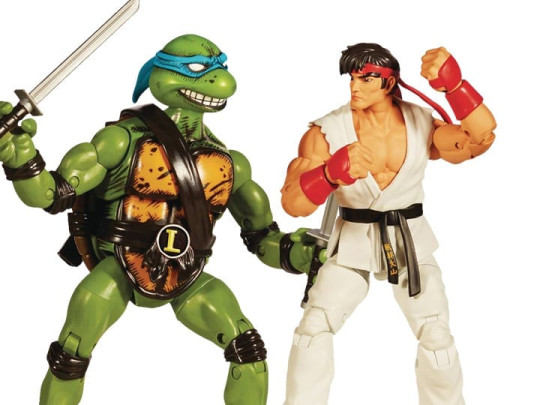 Teenage Mutant Ninja Turtles x Street Fighter II Classic Leonardo Vs. Ryu Two-Pack