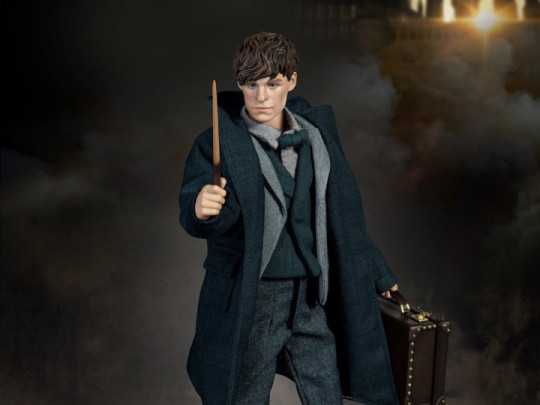 Fantastic Beasts: The Secrets of Dumbledore Dynamic 8ction Heroes DAH-059 Newt Scamander