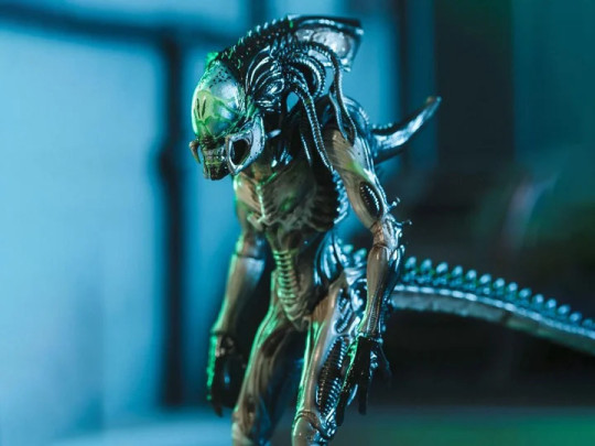 Alien vs. Predator: Requiem Predalien (Battle Damaged) PX Previews Exclusive
