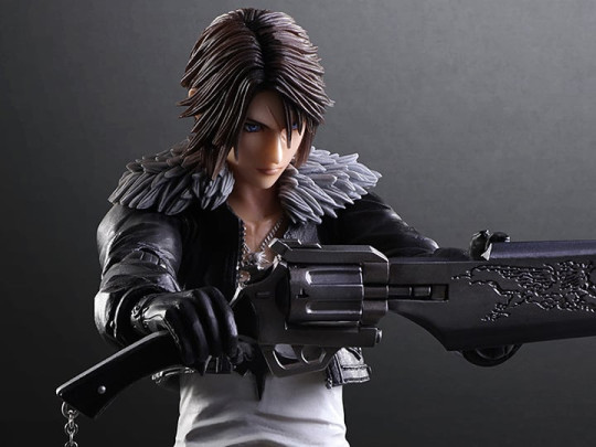 Final Fantasy Play Arts Kai Squall Leonhart