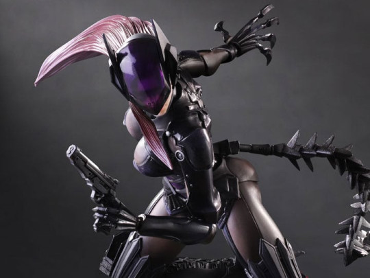 DC Universe Variant Play Arts Kai Catwoman