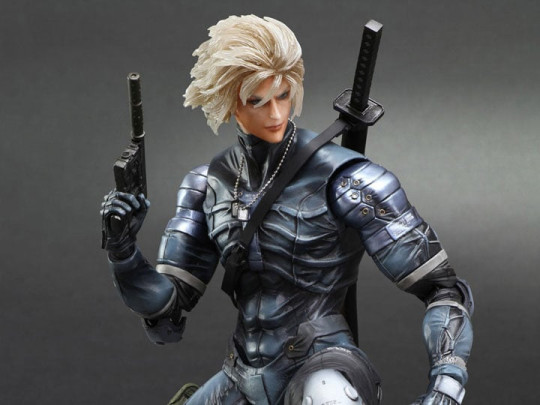 Metal Gear Solid Play Arts Kai Raiden