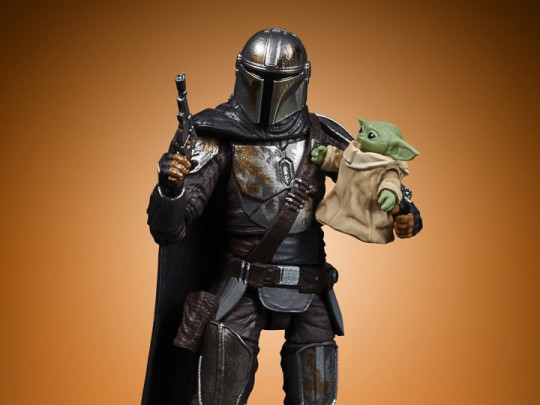 Din Djarin with The Child (The Mandalorian) Exclusive Two-Pack