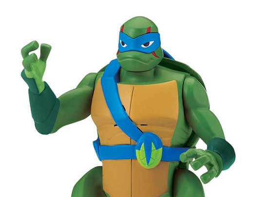 Rise of the Teenage Mutant Ninja Turtles Deluxe Leonardo Figure