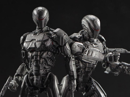 RoboCop (2014) EM-208 Enforcement Droid PX Previews Exclusive Two-Pack
