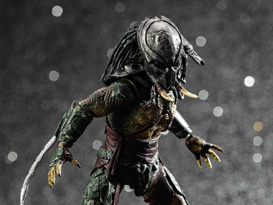 Predators Tracker Predator PX Previews Exclusive