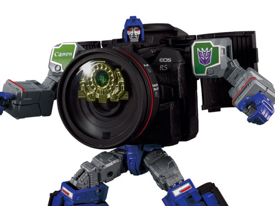 Transformers Collaborative Canon x Transformers Decepticon Refraktor R5