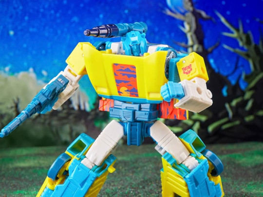 Transformers: Legacy Evolution Deluxe Class G2 Universe Sideswipe Exclusive