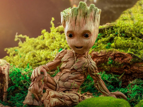 I Am Groot TMS088 Groot Life-Size Collectible Figure