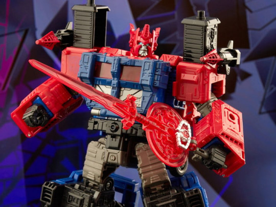 Transformers Shattered Glass Leader Ultra Magnus Exclusive