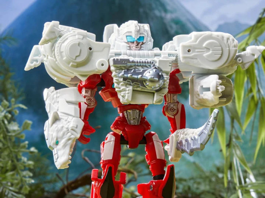 Transformers: Rise of the Beasts Beast Alliance Beast Combiners Arcee & Silverfang Two-Pack