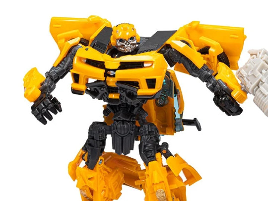 Transformers: The Ride Deluxe Bumblebee Exclusive