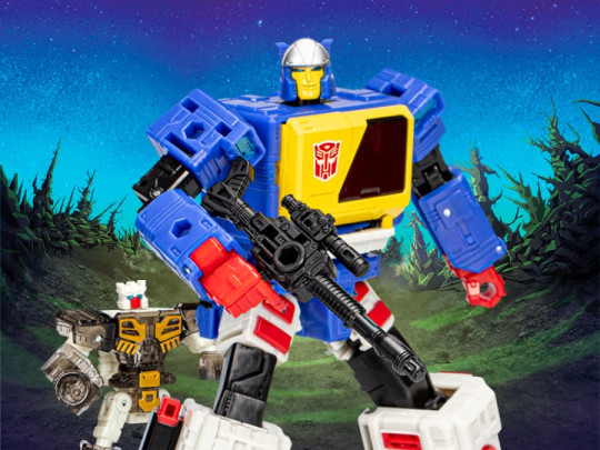 Transformers: Legacy Evolution Voyager Twincast & Rewind