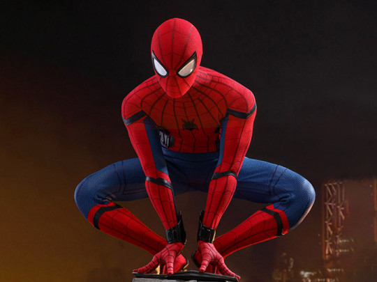 Spider-Man: Homecoming QS015B Spider-Man (Deluxe Version) Special Edition 1/4th Scale Collectible Figure