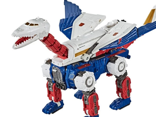 Transformers War for Cybertron: Earthrise Commander Sky Lynx