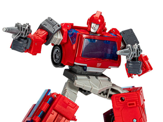 Transformers Studio Series 86-17 Voyager Ironhide