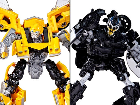 Transformers Buzzworthy Bumblebee Studio Series Deluxe Clunker Bumblebee & Barricade Two-Pack