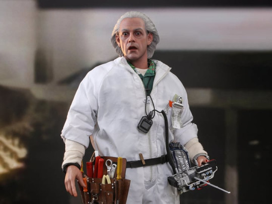 Back to the Future MMS610 Doc Brown Deluxe