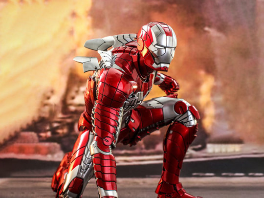 Iron Man 2 MMS400-D18 Mark V (Reissue)