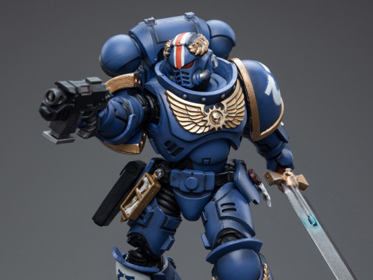 Ultramarines Primaris Lieutenant Argaranthe