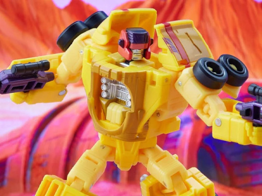 Transformers: Legacy Deluxe Drag Strip