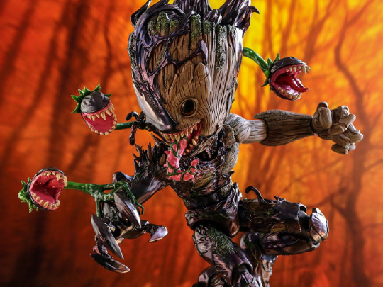 Marvels Spider-Man: Maximum Venom LMS014 Venomized Groot Life-Size Collectible Figure