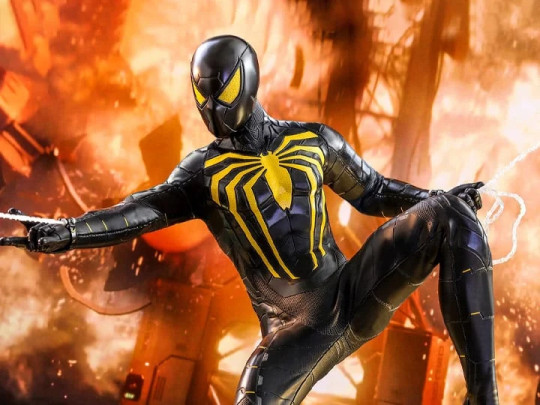 Marvels Spider-Man VGM45 Spider-Man (Anti-Ock Suit) 1/6 Scale Collectible Figure