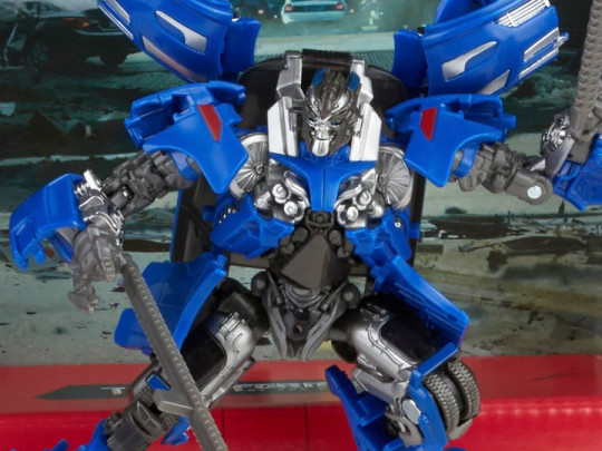 Transformers Studio Series 75 Deluxe Jolt