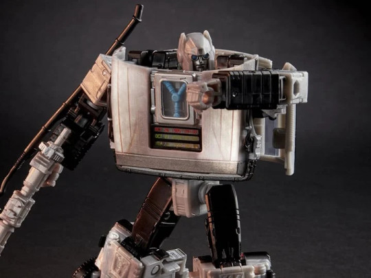 Transformers Collaborative Back to the Future x Transformers Gigawatt