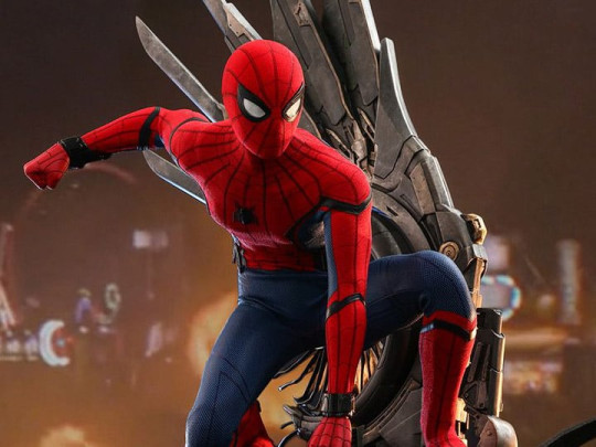 Spider-Man: Homecoming QS015 Spider-Man (Deluxe Ver.) 1/4 Scale Collectible Figure