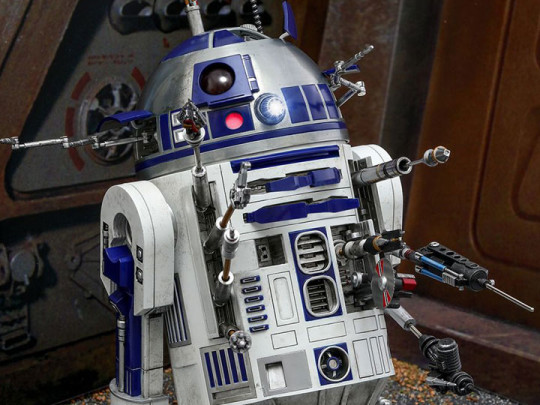 Star Wars MMS511 R2-D2 (Deluxe Ver.)