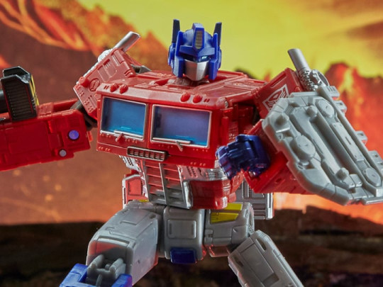 Transformers War for Cybertron: Kingdom Leader Optimus Prime