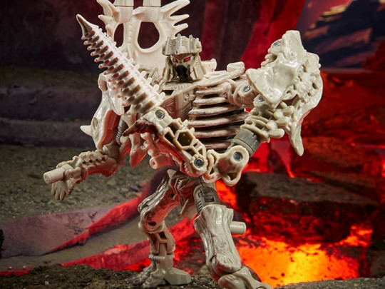 Transformers War for Cybertron: Kingdom Deluxe Ractonite