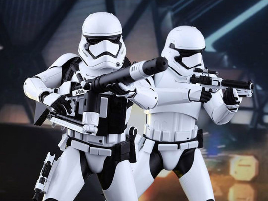 Star Wars: The Force Awakens MMS319 First Order Stormtroopers s Set + $275 BBTS Store Credit Bonus