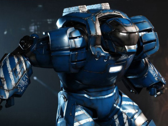 Iron Man 3 MMS215 Igor (Mark XXXVIII) + $300 BBTS Store Credit Bonus