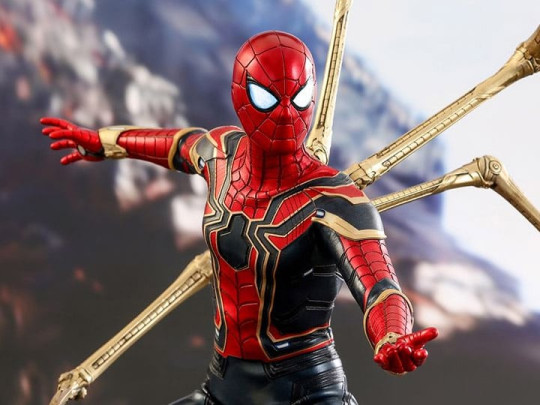 Avengers: Infinity War MMS482 Iron Spider